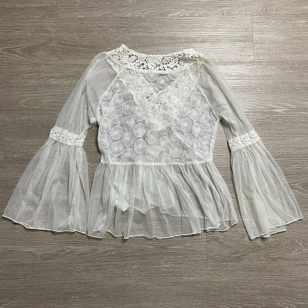 Forever 21 Sheer Lace Blouse Women's M White Flare Sleeve Angel Core Fairy Core - Picture 8 of 8